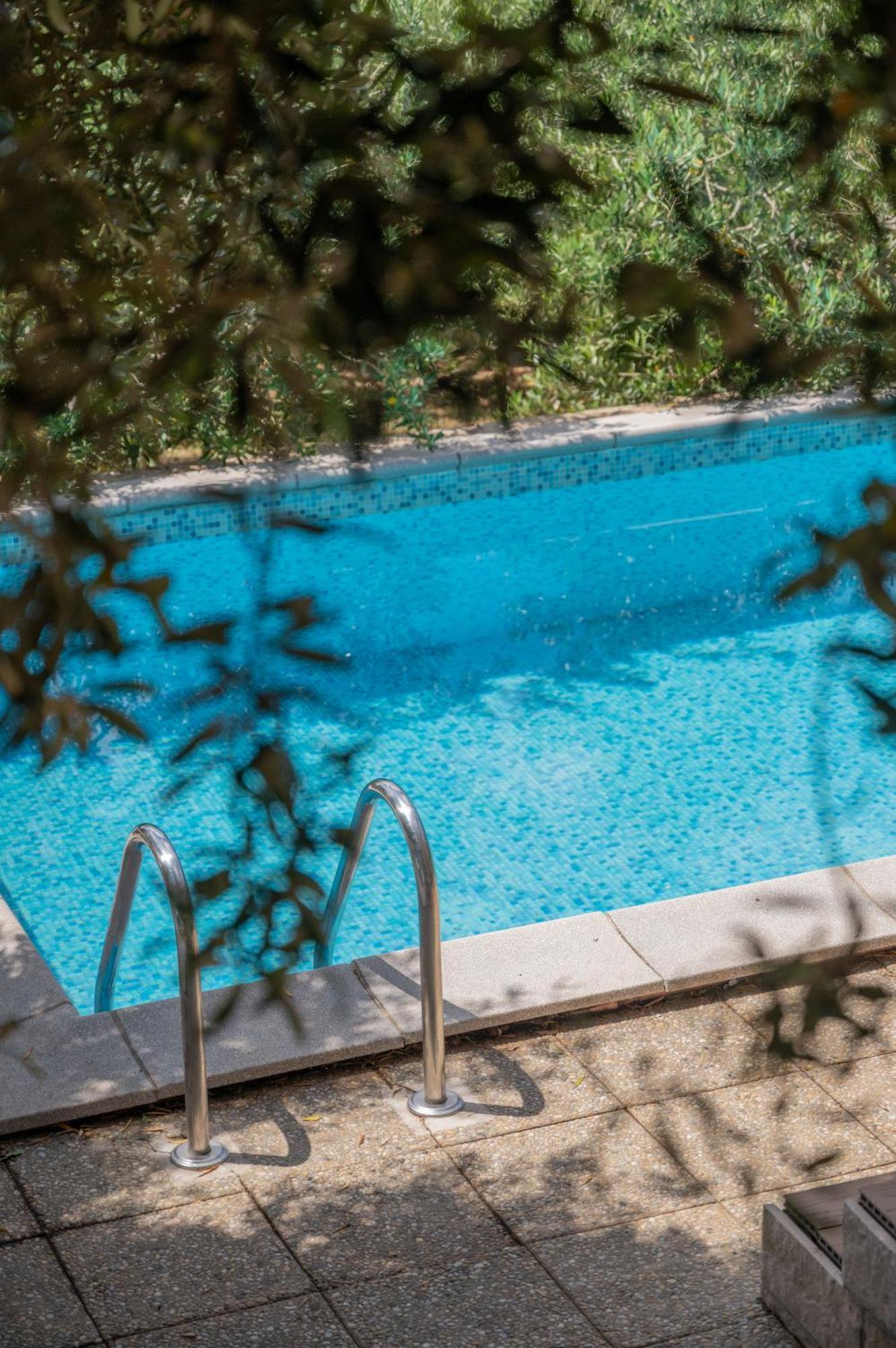 Villas Sole ボル エクステリア 写真